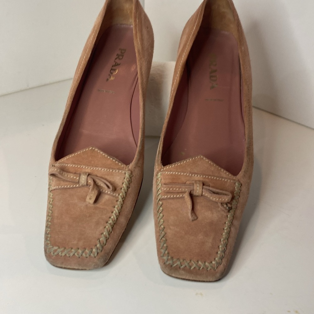 PRADA pale rose SUEDE kitten heel loafers squared toe W bow, 1.5” pumps 37 VGUC - Picture 5 of 16